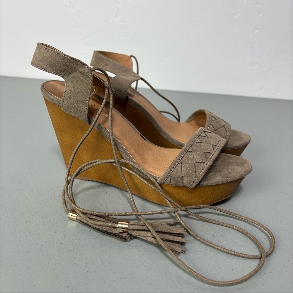 Altar'd State Wedge Gladiator Lace Up Wedge Sandals Heels Women's 9 Neutral